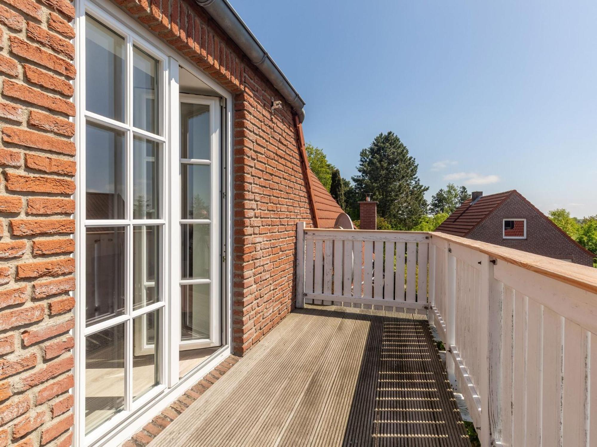 Enticing Holiday Home In Oldenburg With Garden Near Sea Dannau Exterior foto