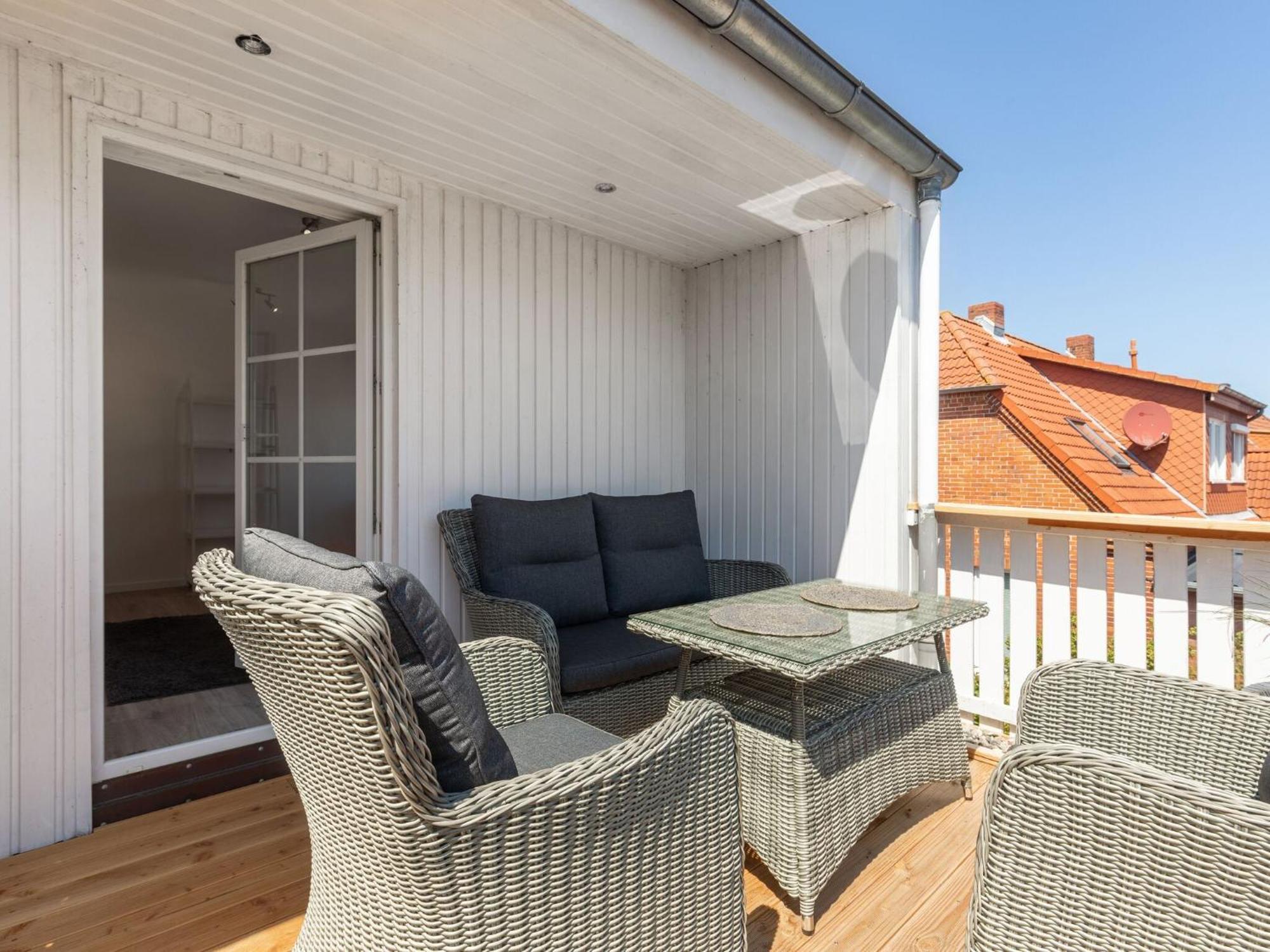 Enticing Holiday Home In Oldenburg With Garden Near Sea Dannau Exterior foto